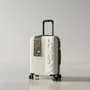 Wanderlust Valija Carry On Wanderlust Neo Hard Abs 20 PuLG Cerradura Blanco Rayas